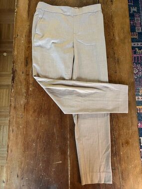 Beige Banana Republic Hayden Ankle Pants with Elastic Back Waist (Size 2, NWT)